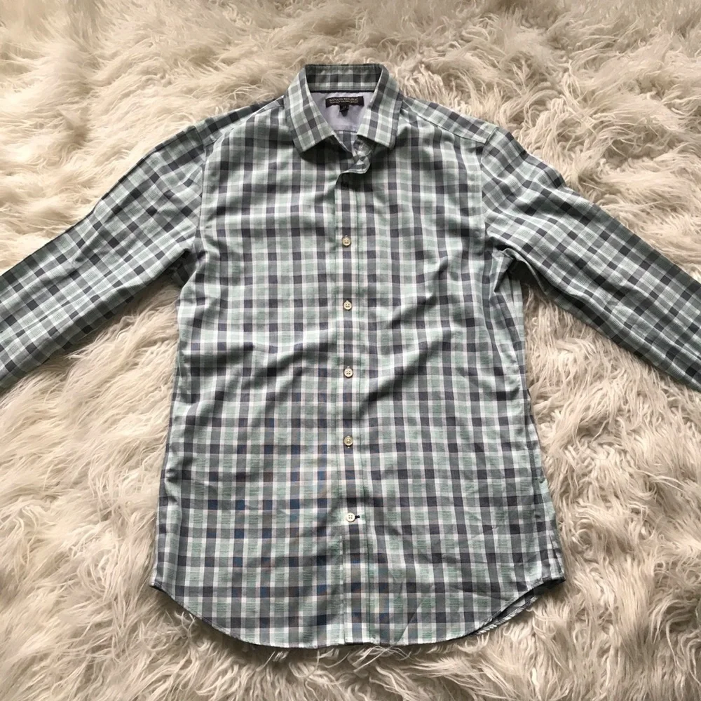 BANANA REPUBLIC SLIM FIT BUTTON DOWN PLAID SHIRT